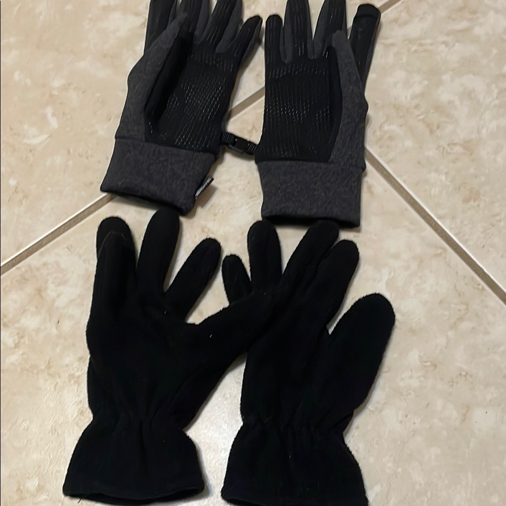 Black and Gray Full-Finger Gloves with Adjustable Strap